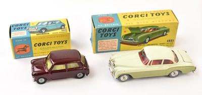 Lot 154 - CORGI; two boxed model vehicles comprising 224...