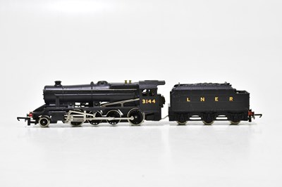 Lot 74 - WRENN; two boxed OO-HO gauge locomotives and...