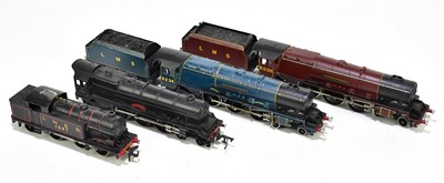 Lot 182 - HORNBY DUBLO; two OO gauge locomotives and...