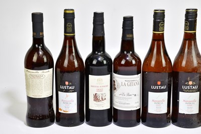 Lot 476 - MIXED SPIRITS; eight bottles of mixed spirits...