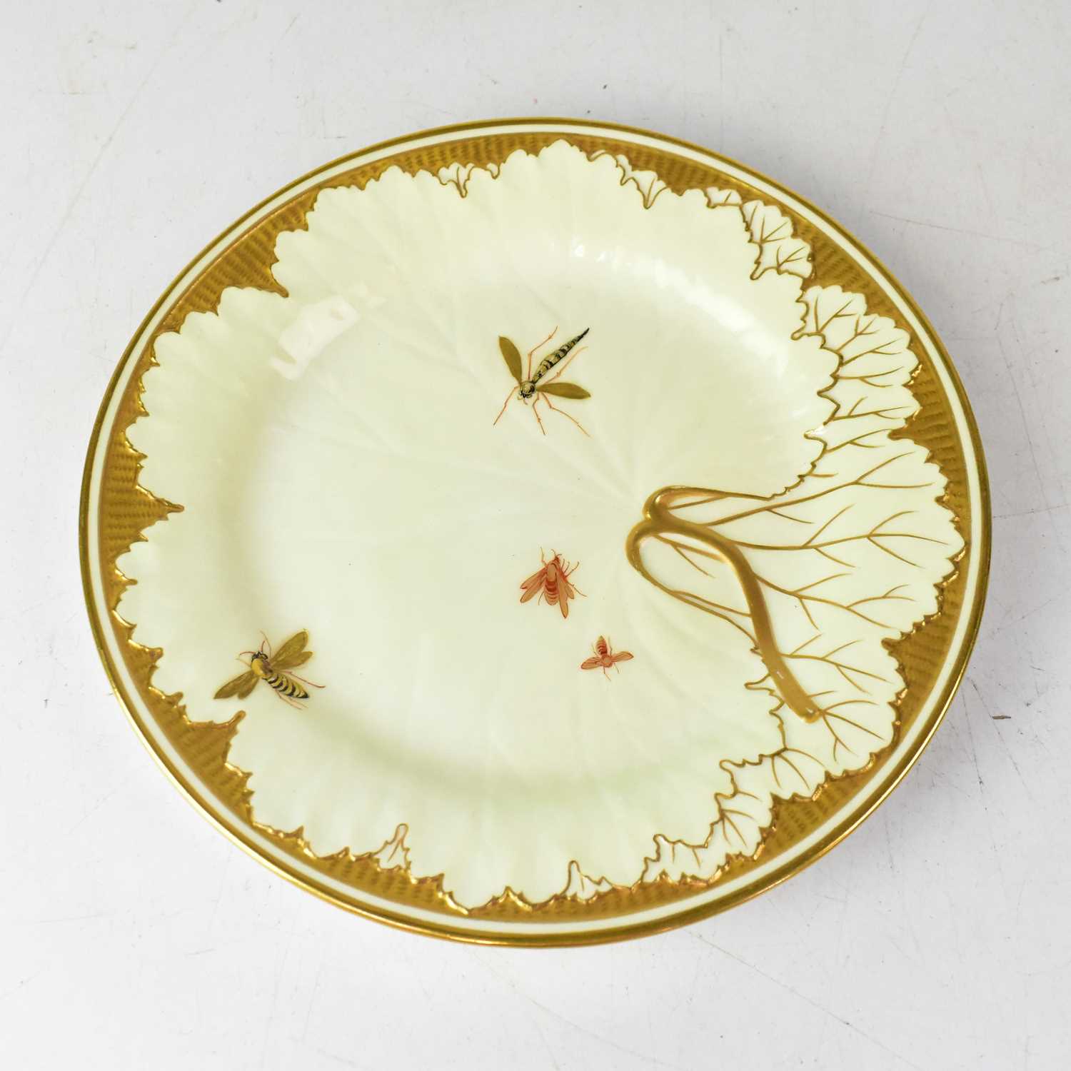 Lot 245 - WEDGWOOD; an Aesthetic Movement cabinet plate...