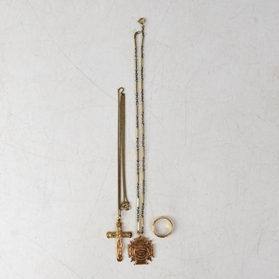 Lot 1209 - A 9ct rose gold Maltese cross pendant...