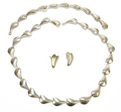 Lot 247 - GEORG JENSEN; a set of Infinity sterling...