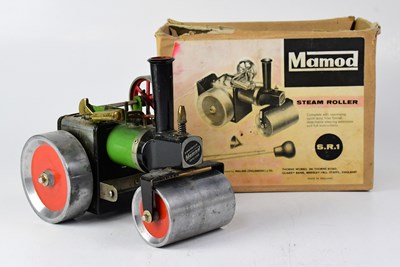 Lot 215 - MAMOD; a boxed model of a steamroller S.R.1.