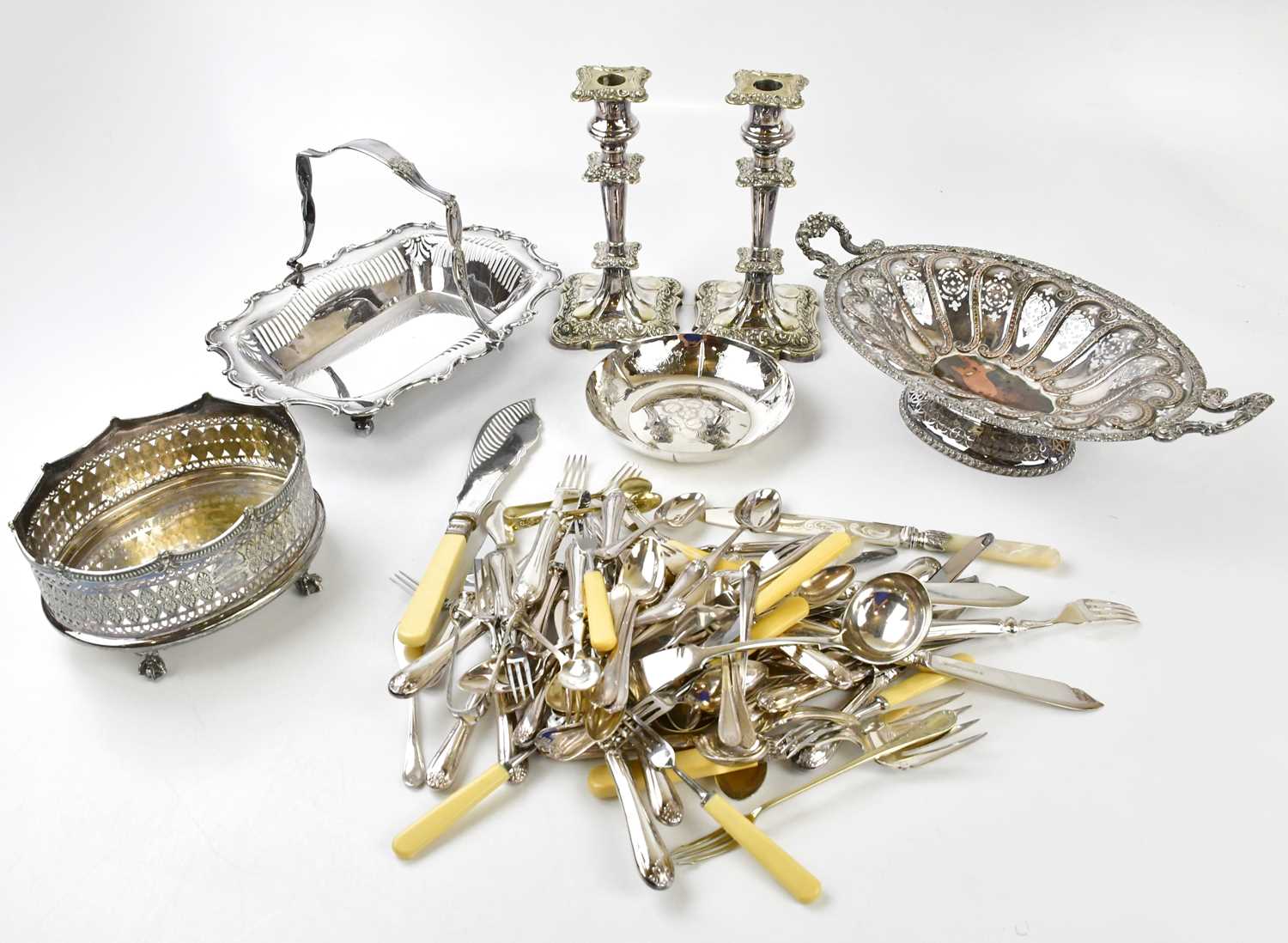 Lot 1012 - A quantity of electroplated items to include...