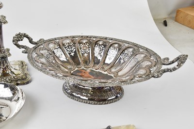 Lot 1012 - A quantity of electroplated items to include...