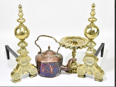 Lot 2137 - A small quantity of metalware to include a...
