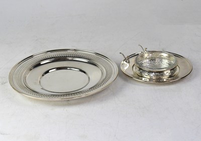 Lot 765 - GORHAM; a silver plate with Neo-Classical...