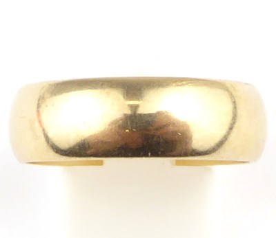 Lot 933 - A 9ct gold wide wedding band, size T, approx....
