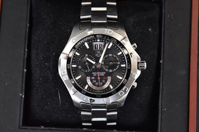 Lot 1317 - TAG HEUER; a gentlemen's 'Aquaracer'...