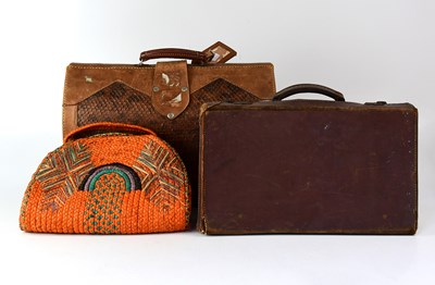 Lot 205 - A collection of vintage bags to include a...