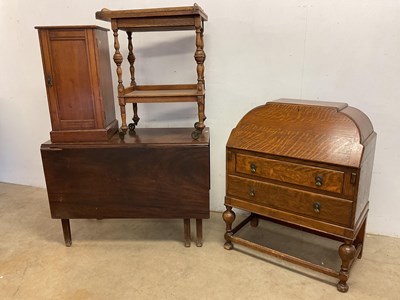 Lot 611 - An Art Deco oak bureau, height 98cm, width...