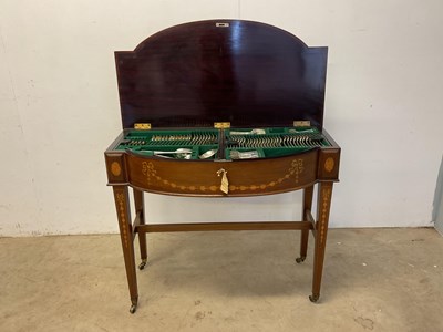 Lot 416 - A twelve setting canteen of early 20th century...