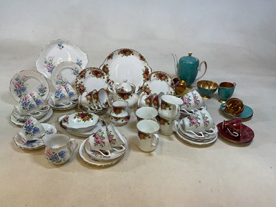 Lot 178 - A quantity of decorative ceramics including...