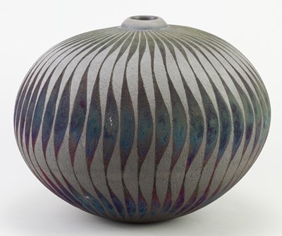 Lot 406 - ILONA SULIKOVA (born 1949); a globular raku...