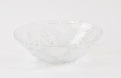 Lot 1555 - An Art Deco opalescent glass bowl of conical...