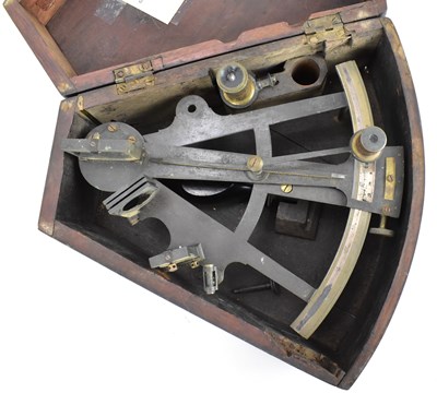 Lot 238 - A late 19th/early 20th century sextant with...