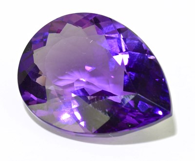 Lot 365 - A loose pear shaped amethyst, approx. 46cts. ...