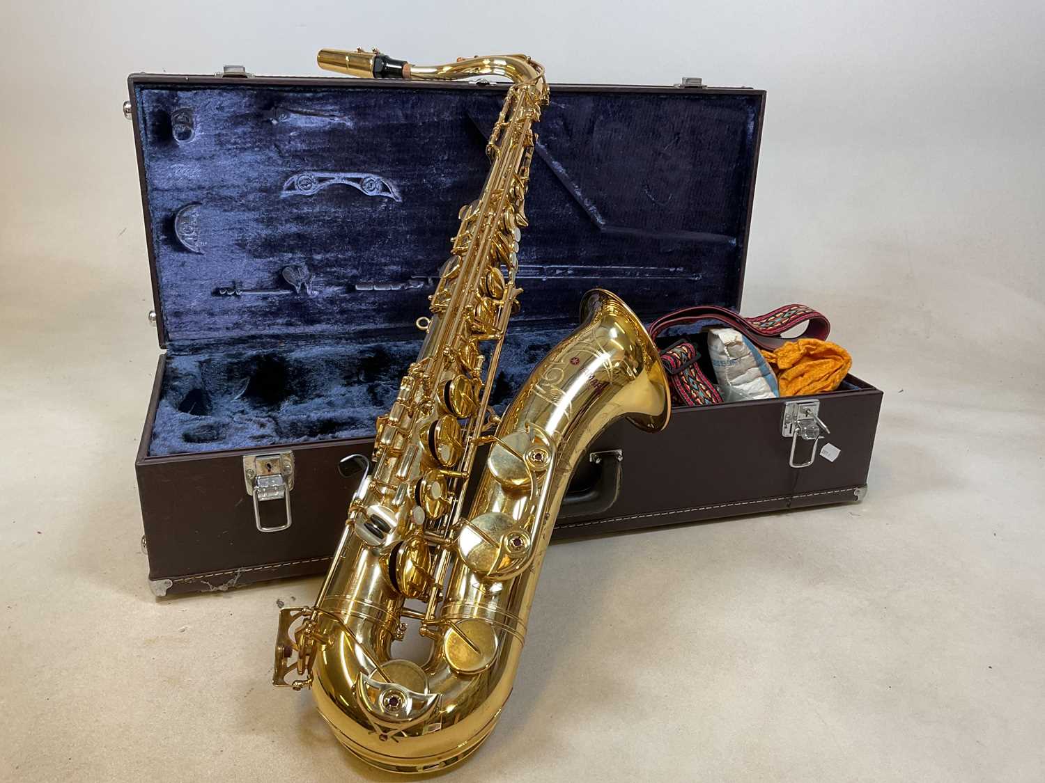 Lot 110 - A cased Yamaha tenor saxophone, serial number...