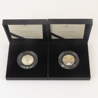 Lot 673 - THE ROYAL MINT; two collectors' coins...