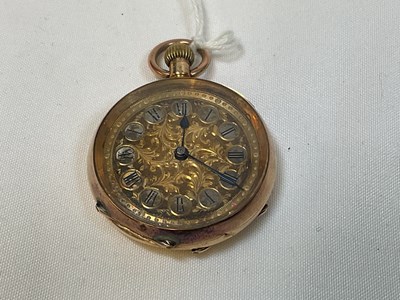 Lot 462 - An 18ct yellow gold crown wind fob watch with...