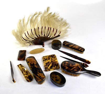 Lot 108 - A group of c.1950s tortoiseshell-effect vanity items