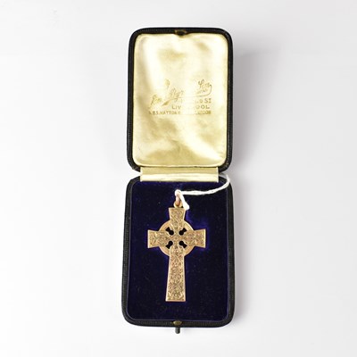 Lot 881 - A 9ct gold Celtic cross pendant, length 5.5cm,...