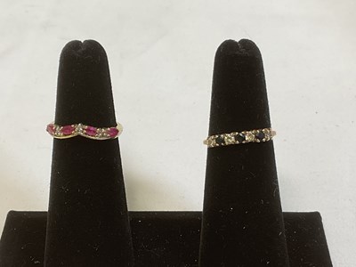 Lot 395 - Two 9ct yellow gold dress rings, size K and N...
