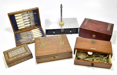 Lot 2071 - Three wooden boxes to include an inlaid...