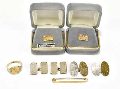 Lot 337 - A pair of 9ct yellow gold cufflinks with...