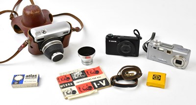 Lot 2183 - A Werra camera in brown leather case, together...