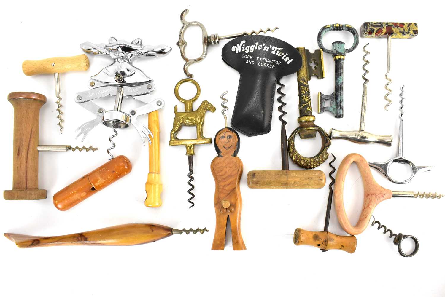 Lot 176 - Eighteen various modern and novelty corkscrews...