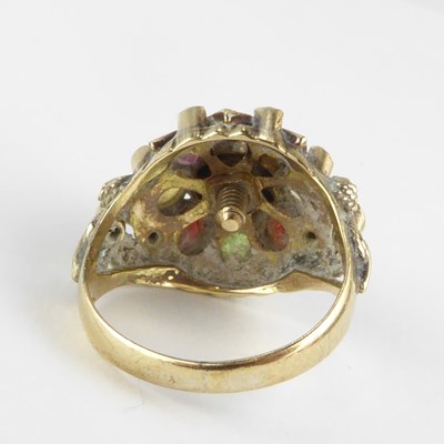 Lot 805 - A vintage 18ct gold gem set 'Thai Princess...
