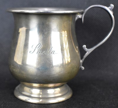 Lot 574 - A George V hallmarked silver Christening cup,...