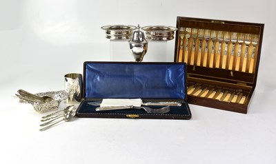 Lot 546 - A quantity of silver plated items to include a...