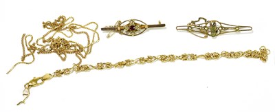Lot 302 - A Victorian 9ct yellow gold peridot and pearl...