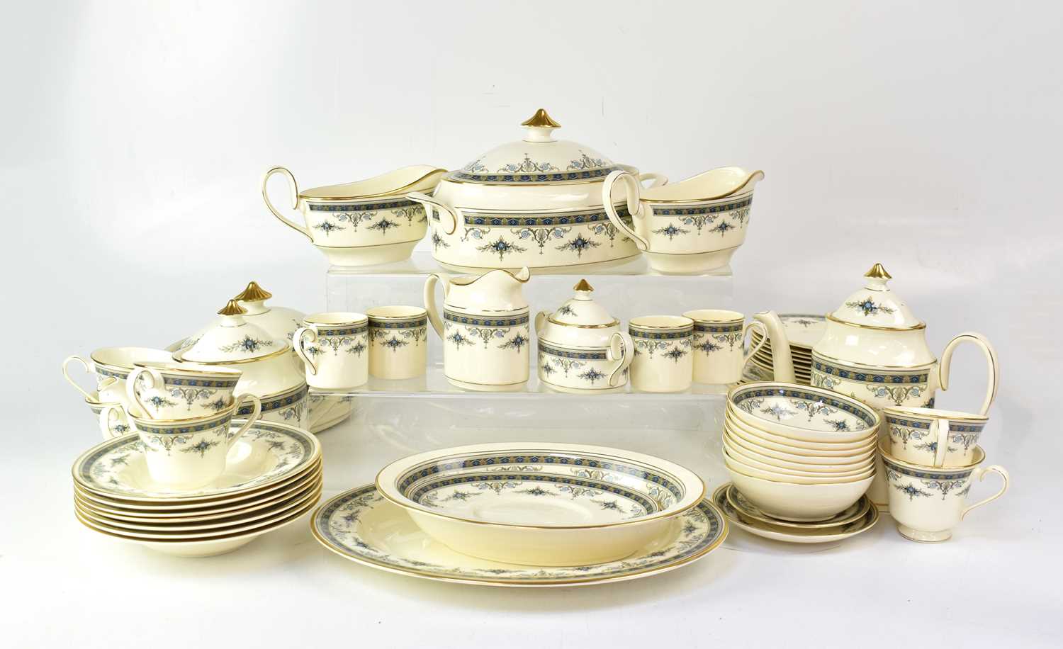 Lot 280 MINTON; a 'Grasmere' part dinner and tea