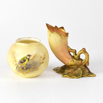 Lot 259 - ROYAL WORCESTER; a gilt-heightened blush ivory...