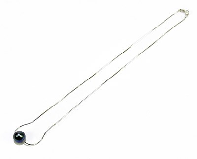 Lot 268 - A Tahitian pearl on 18ct white gold chain, the...