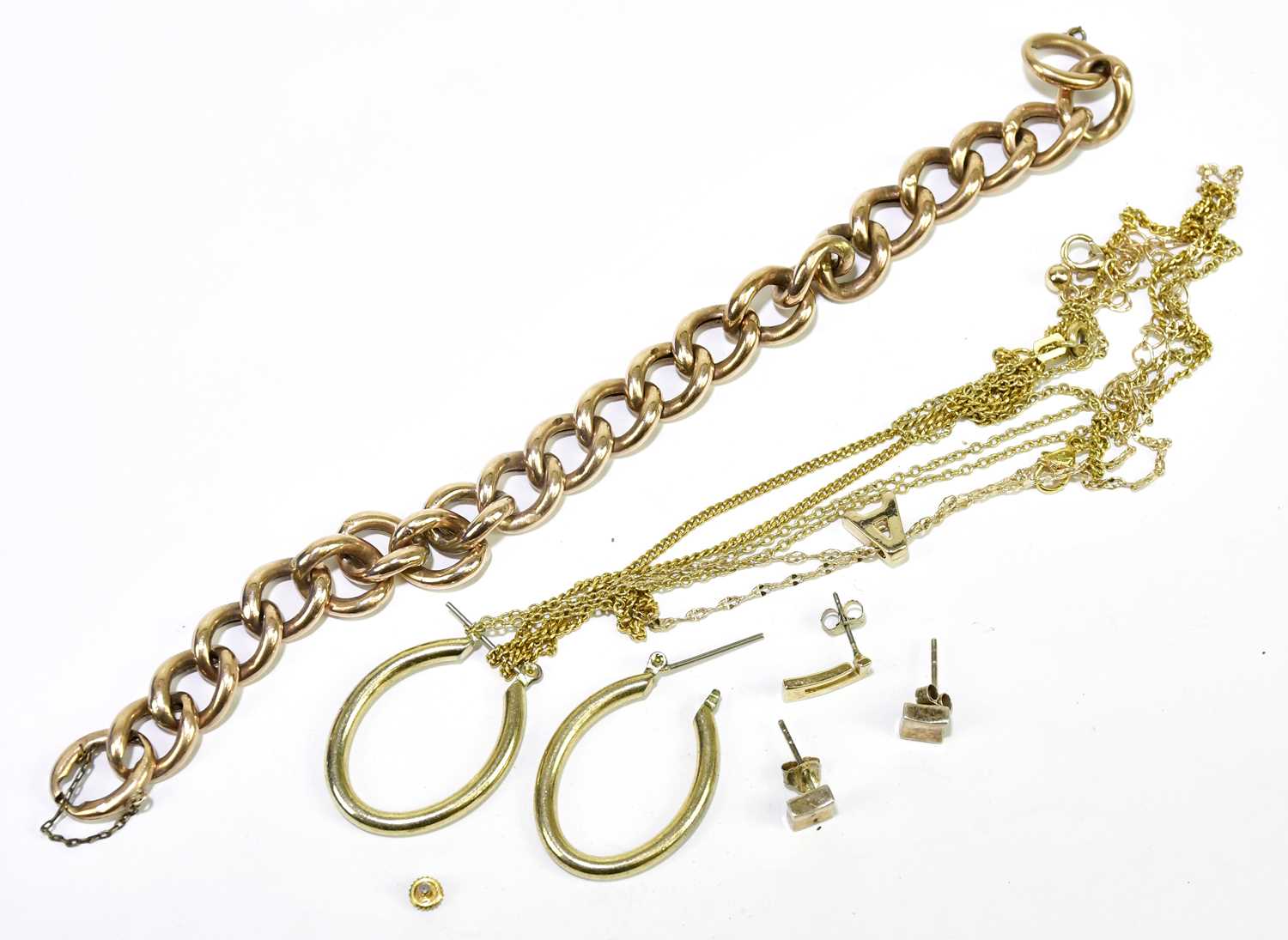 Lot 367 A group of 9ct rose gold, yellow gold, and