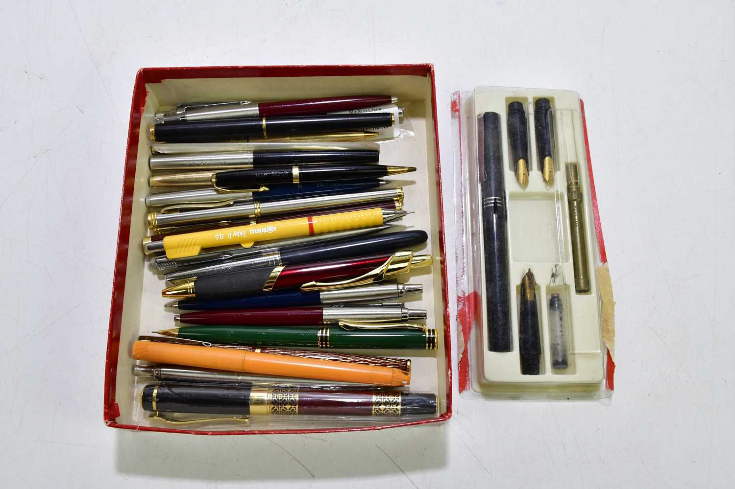 Lot 2056 - A small quantity of fountain pens and