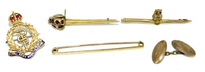 Lot 291 - Four 9ct yellow gold brooches, including a WWI...