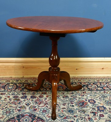 Lot 2449 - A Georgian mahogany tripod table, height 69cm,...