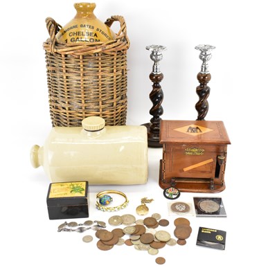 Lot 179 - Various mixed collectibles to include a wooden...