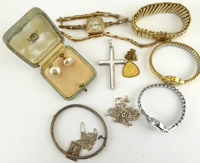 Lot 1121 - Various items of mixed costume jewellery to...