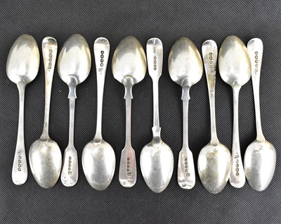 Lot 795 - Ten hallmarked silver teaspoons, comprising...