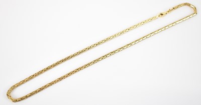 Lot 691 - A 9ct yellow gold necklace, length 46cm,...