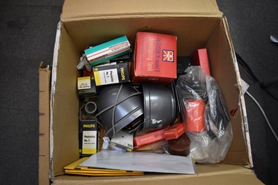 Lot 260 - A quantity of 1960/70s dark room photographic...