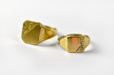 Lot 1074 - Two 9ct gold signet rings