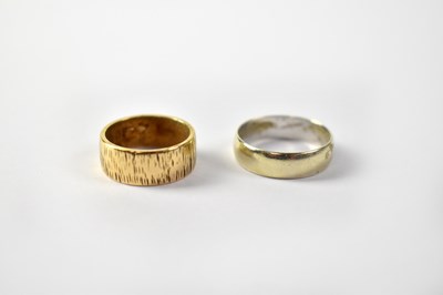 Lot 1070 - Two 9ct gold band rings